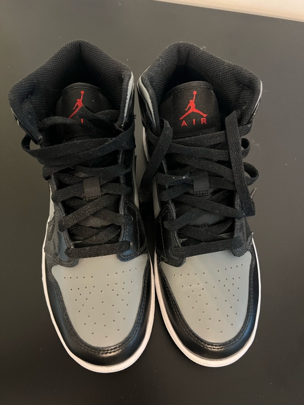 Nike Air Jordan 1 Mid "Shadow Red" sneaker - Picture 5 of 6